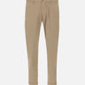 Pantaloni "Mucha Chinos" P247BW 21040237 RE-HASH 