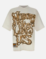 T-shirt "The Boy Nobody Like Us" DFM54029TJ110 ITALY PDF 