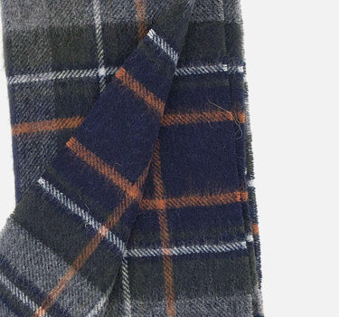 "New check tartan scarf" USC0137 USCNY95 BARBOUR 