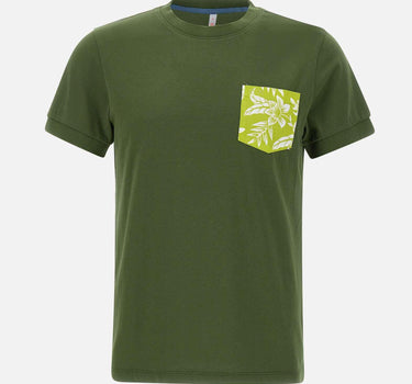 "T-shirt with printed pocket" T35103 37 SUN68 
