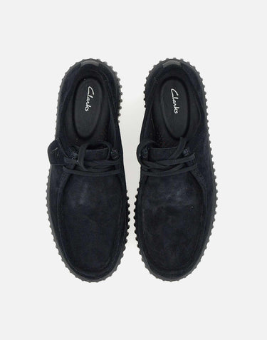 Stringata "Torhill Lo" in camoscio 26172019 0 CLARKS 