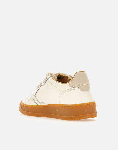 Sneakers "Medalist Low" AULM BD01 AUTRY 