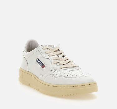 "AULM LL15" sneakers in pelle AULM LL15 AUTRY 