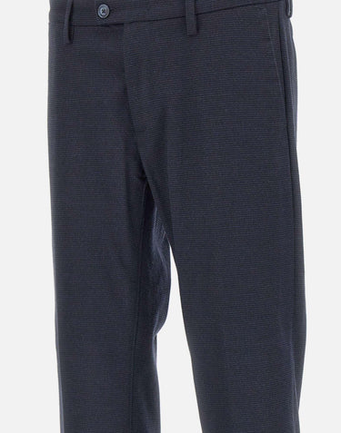 Pantaloni "Mucha10" P24910LN 7F250F005 RE-HASH 