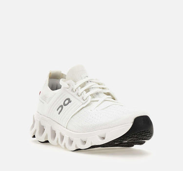 Sneakers "Cloudswift 4" 3WF10111200 WHITE ON 