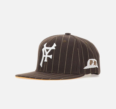 "Baseball hat leggenda" DFM58022B0000PX BROWN PDF 