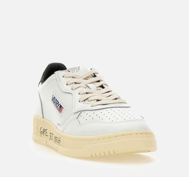 Sneakers "Medalist low" AULM ML02 AUTRY 