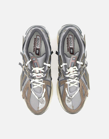 Sneakers "1906A" U1906 6U8 NEW BALANCE 