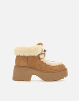 Stivali "Classic Esmee Lace Up" 1171532 CHE UGG 