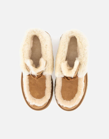 Stivali "Classic Esmee Lace Up" 1171532 CHE UGG 