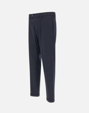 Pantaloni "Mucha10" P24910LN 7F250F005 RE-HASH 