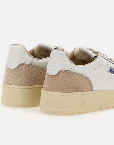 Sneakers "Medialist Low" in pelle AULW LS33 AUTRY 