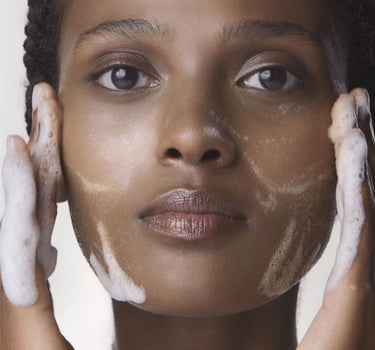 "The Essence Foaming Cleanser" 30ml 41GY010000 30ML LA MER 