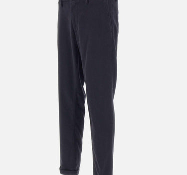 Pantaloni "Mucha chinos" P249JM 24174155 RE-HASH 