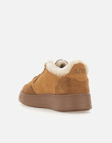 Sneakers "Medalist Low" in camoscio AULW NX03 AUTRY 