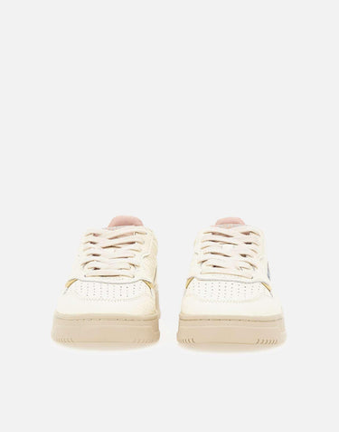 Sneakers "Medalist Low" AULW NE14 AUTRY 