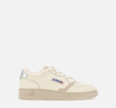 Sneakers "Medalist Low" in pelle effetto vintage AULW EX18 AUTRY 