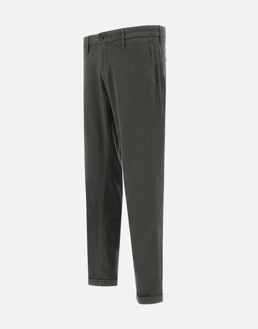 Pantaloni "Mucha chinos" P249JM 24175402 RE-HASH 