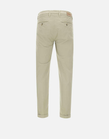 Pantaloni " Mucha chinos" P249BW 2U0440439 RE-HASH 
