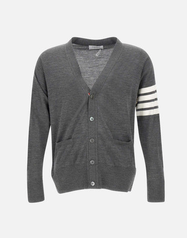 Cardigan "Classic V-Neck" in pura lana merino MKC002A Y1014038 THOM BROWNE 