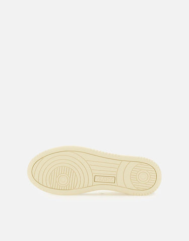Sneakers "Medalist Low" in pelle AULW TA05 AUTRY 