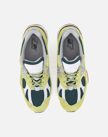 Sneakers "Made in uk991v2" U991GT2 GREEN NEW BALANCE 