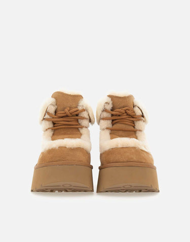 Stivali "Classic Esmee Lace Up" 1171532 CHE UGG 