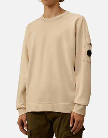 "Brushed and Emerized Diagonal Fleece Boxy Crewneck" 19CMSS058A 006372G402 C.P. COMPANY 