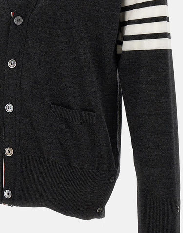 "Classic V-Neck Cardigan In Fine Merino Wool" MKC002A Y1014022 THOM BROWNE 