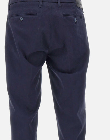 Pantaloni "Mucha chinos" P249JM 24174204 RE-HASH 
