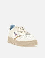 Sneakers "Medalist Low" AULW NE15 AUTRY 