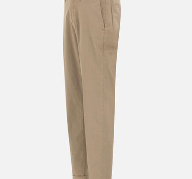 Pantaloni "Mucha Chinos" P247BW 21040237 RE-HASH 