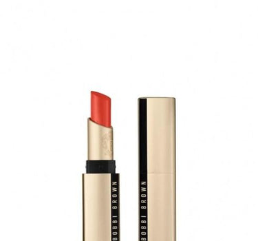"Luxe Matte Lipstick Power Play 528" 3,5gr HYWT090000 3,5G BOBBI BROWN 
